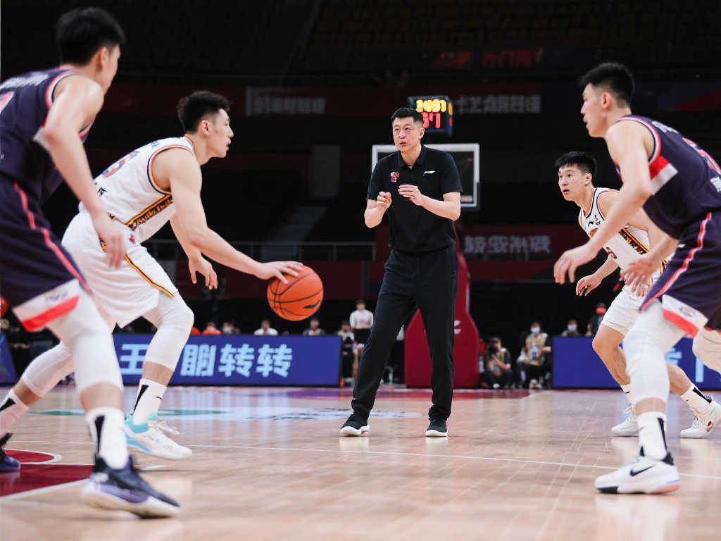 王博：球队传球与配合欠佳，对手表现更胜一筹